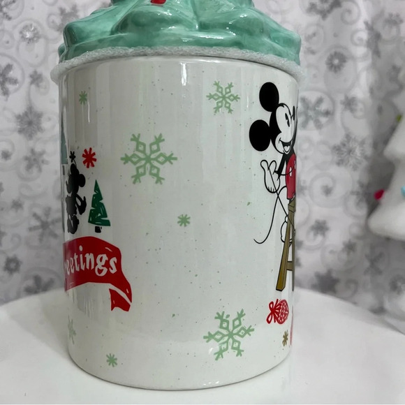 New Disney Mickey & Minnie Mouse Mug W/ Christmas Tree & Star Topper Lid 18 Oz. - Picture 6 of 10